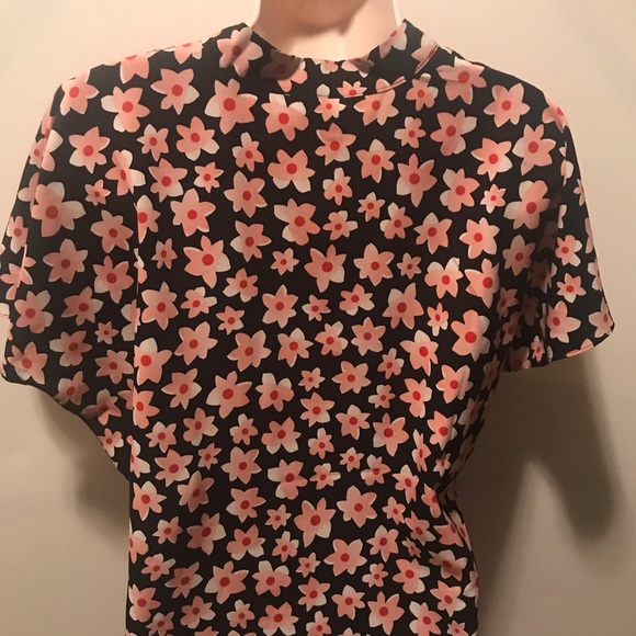 Harmony by CAbi Blouse Top Starflower Floral NWT - Picture 4 of 6